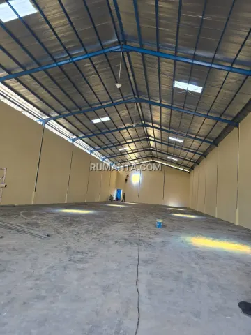 Pergudangan di Makassar Gudang baru siap Pakai dilokasi yang strategis Industri dan Pergudangan 