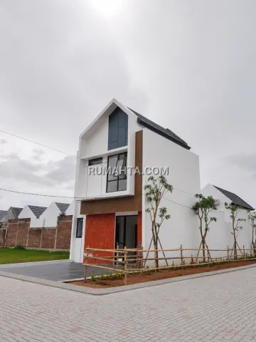 Rumah dijual dekat Kampus Ukip & Kantor Imigrasi Daya 2 Lantai Hanya 855 Jutaan