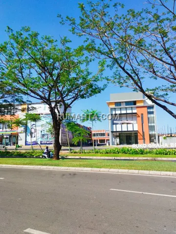 Ruko Graha Boulevard Summarecon Mutiara Makassar Ruko Siap Pakai 3 Lantai untuk Bisnis