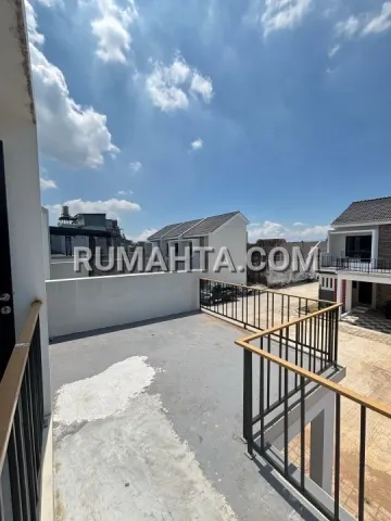 Rumah 2 Lantai Hertasning Bumi Aroepala Unit Siap Huni