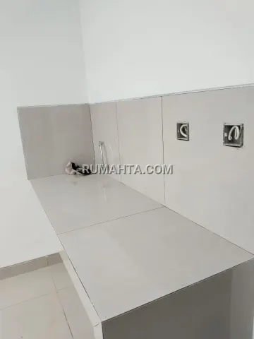 Rumah 2 Lantai Di Perintis Daya Dekat Kantor Imigrasi Harga 855 Juta
