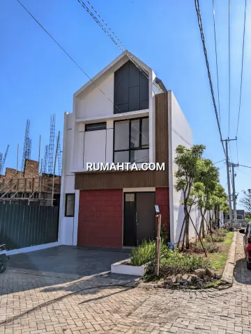 Rumah 2 Lantai Di Perintis Daya Dekat Kantor Imigrasi Harga 855 Juta
