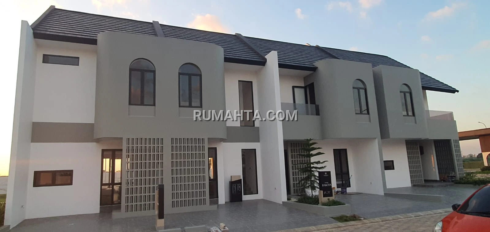 Rumah di Hertasning Baru Makassar Jalan Tun Abdul Razak Dekat Rs Muhammadiyah Yapika Kampus Unismuh Kedokteran Uin Alauddin