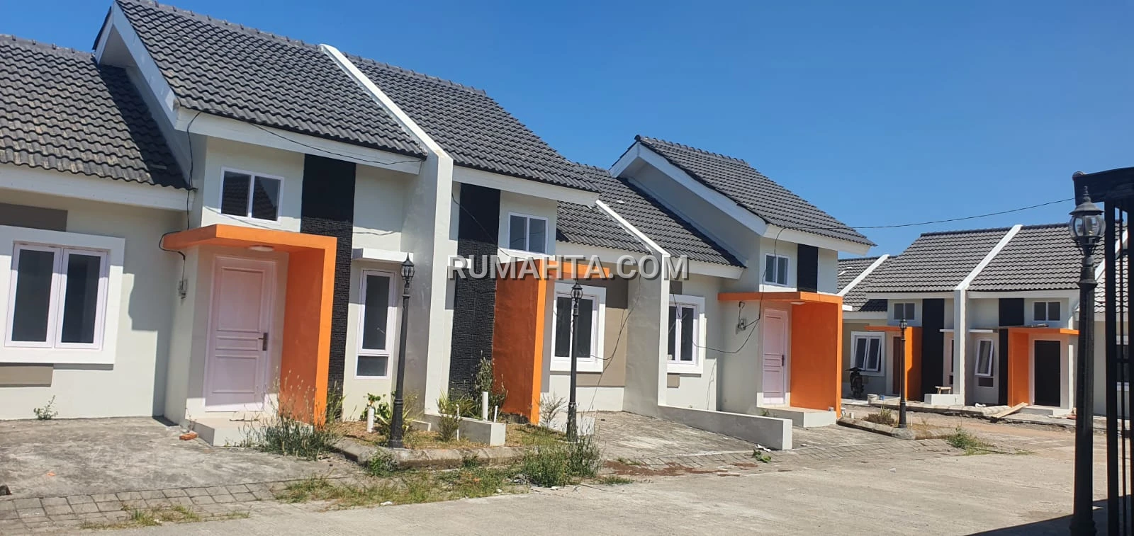 Dijual Rumah 1 Lantai 500 jutaan di Bumi Aroepala Makassar Unit Ready Siap Huni