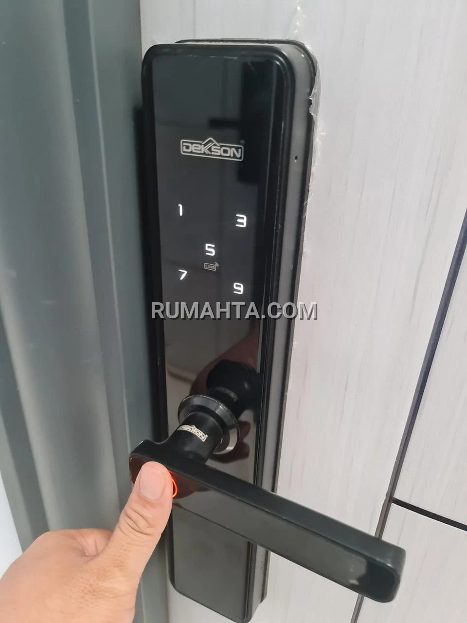 KOST SARI EXECUTIVE