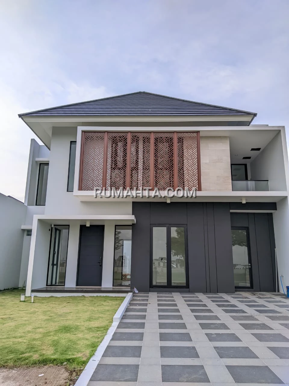 Rumah di Citraland Tallasa City Aquamarine Lux Siap Huni, Fasilitas Lengkap & Free PPN!