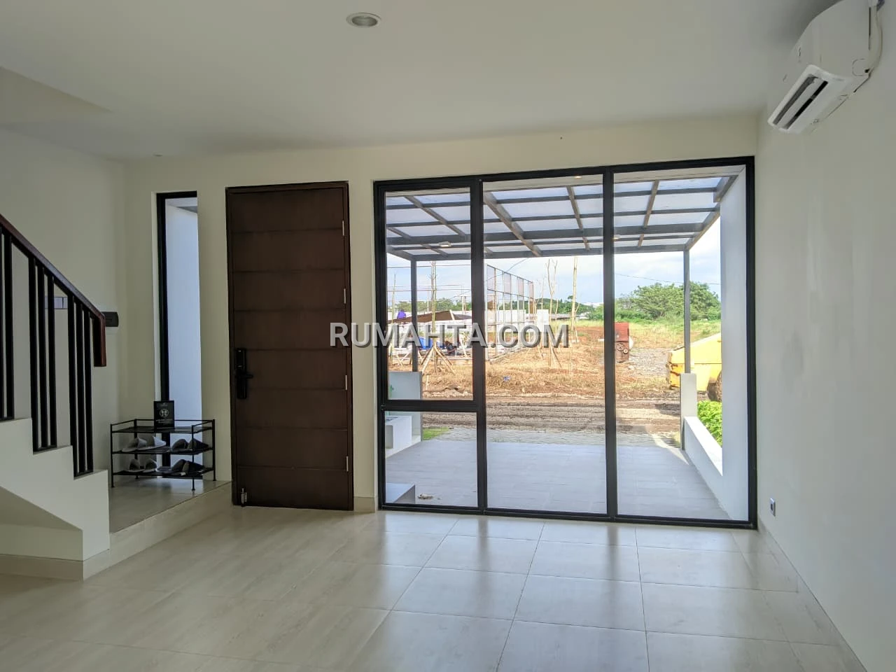 Rumah Posisi Sudut di Perintis Tamalanrea Dekat Dari Btp, Kampus Unhas & Rs Wahidin + Free PPN