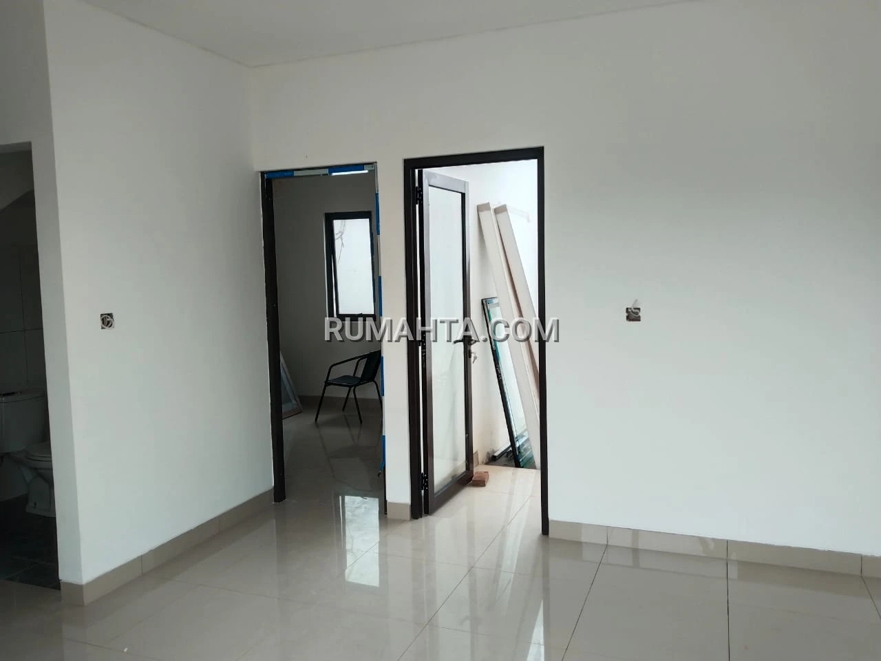 Metro Park Strategis Dekat Kantor Imigrasi Daya