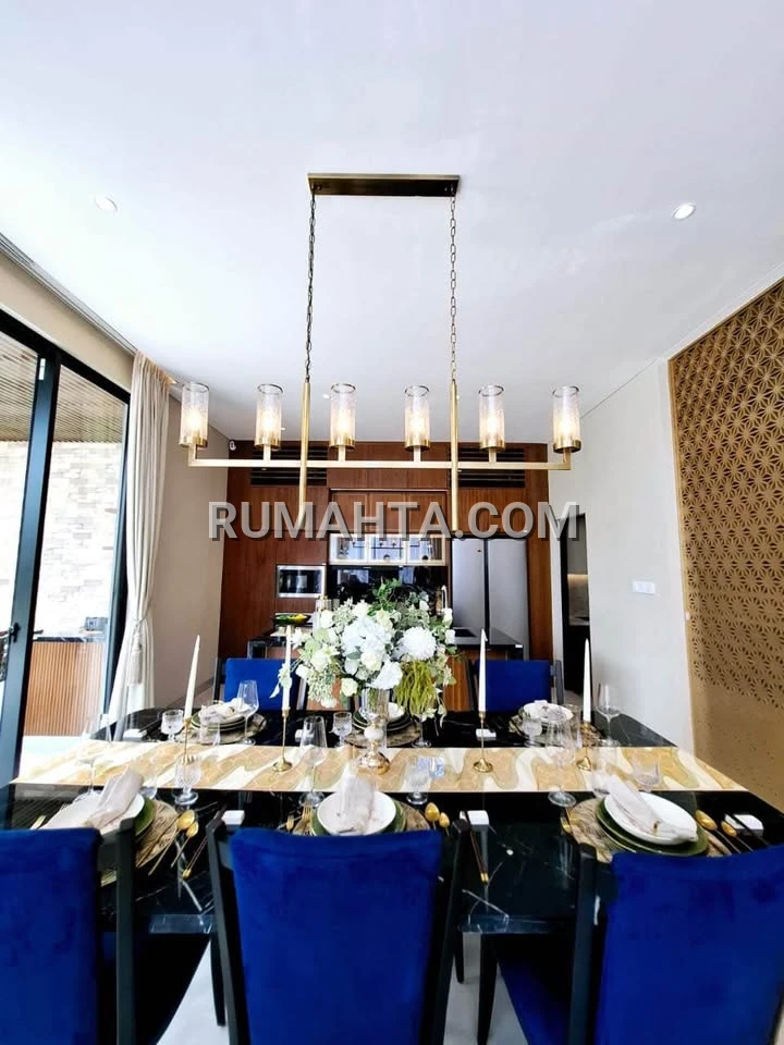 Jual Rumah Siap Huni The Morizen Summarecon Mutiara Makassar Tipe Hiiragi 3 Lantai