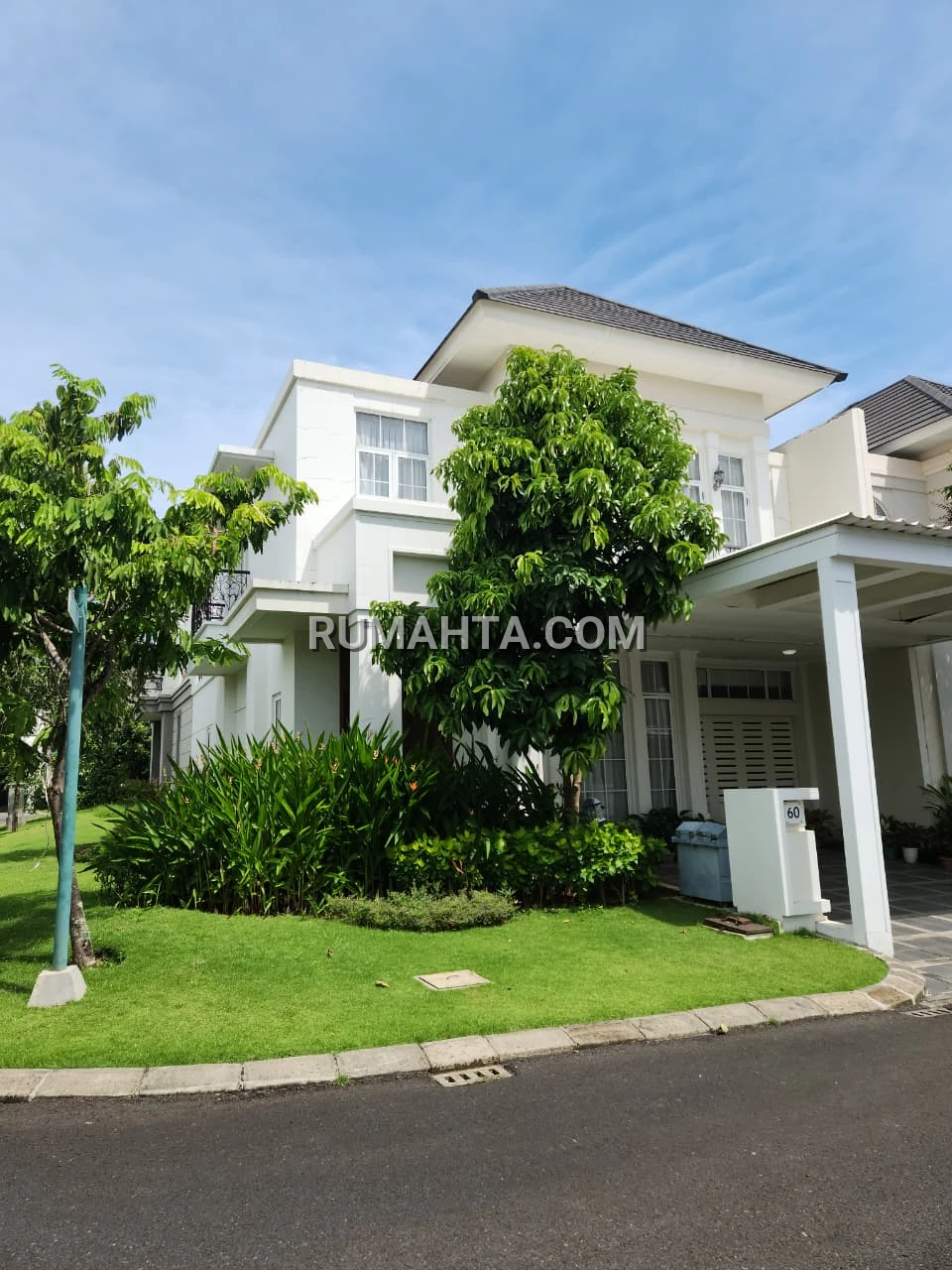 Jual Rumah Siap Huni Type Jade Summarecon Mutiara Makassar Posisi Sudut Strategis
