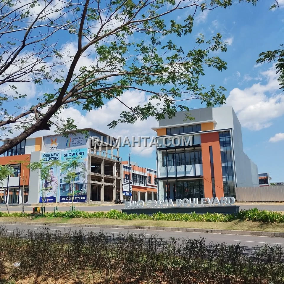 Ruko 3 Lantai Premium depan Mall Summarecon Makassar Posisi Hook Poros Jalan Summarecon
