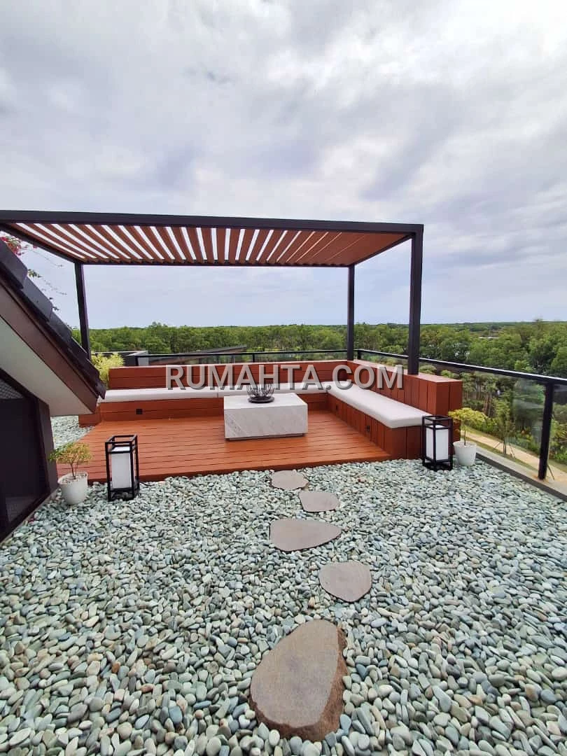 Rumah 3 Lantai di Kawasan Premium Makassar Dekat Dari Bandara & Tol