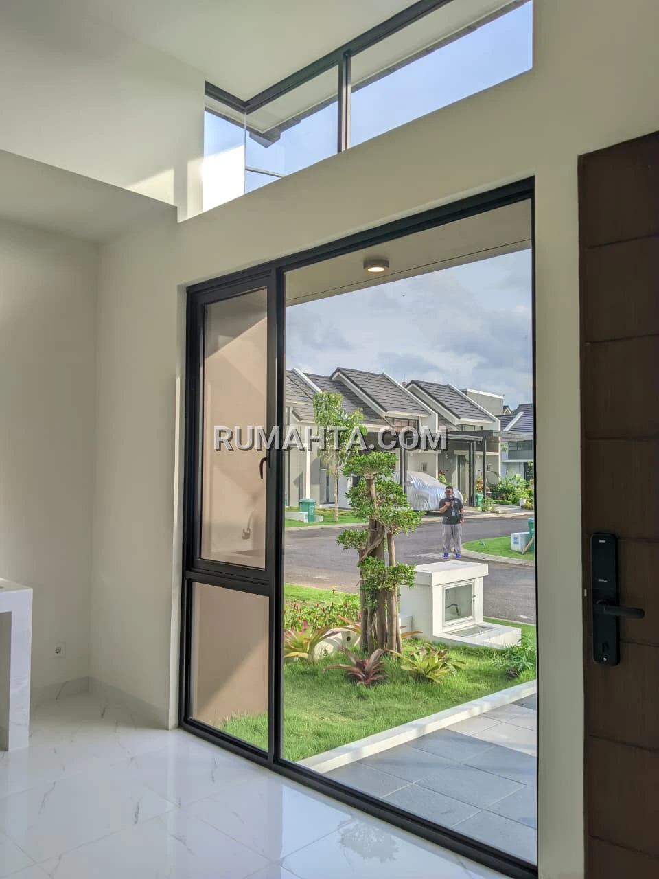 Rumah Dekat Gerbang Btp, Kampus Unhas & Jalan Tol - Promo Free PPN