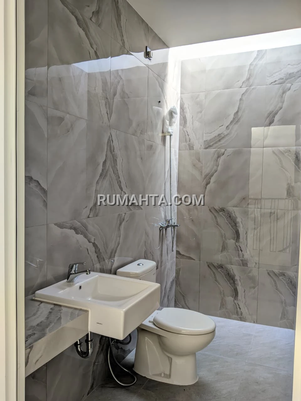 Promo Rumah di Perintis Tamalanrea Free PPN Harga 1,8 M-an