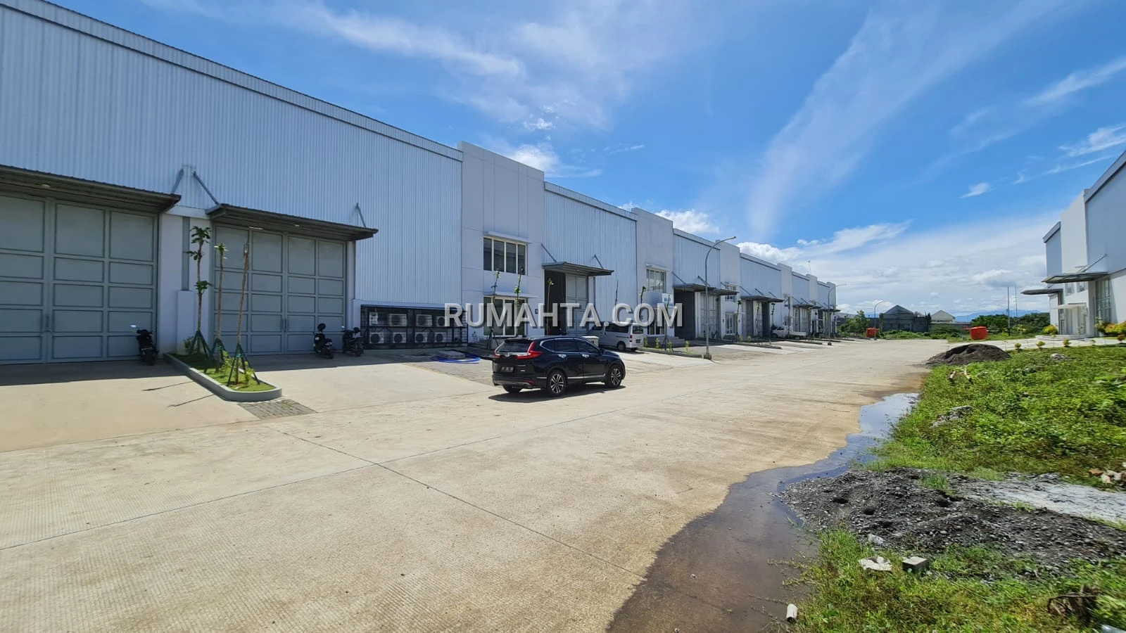 Pergudangan Titanium Makassar Strategis Dekat Bandara Tol & Pelabuhan Mulai 1,6 M-an