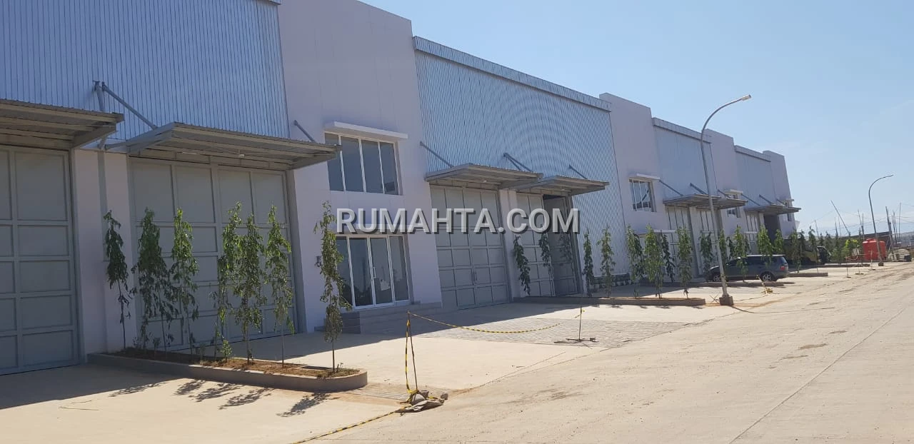 Gudang Siap Pakai Lengkap Dengan Kantor 2 Lantai Dekat Tol & Pelabuhan Makassar
