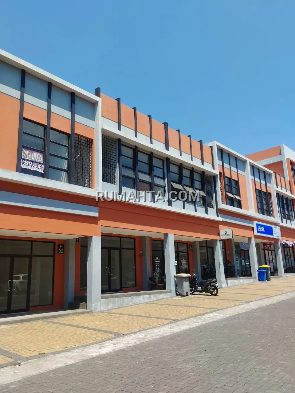 Ruko Makassar Lebar 5 Siap Pakai Lokasi Strategis depan Mall Summarecon Makassar