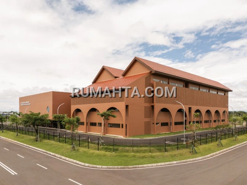 DIJUAL RUMAH PREMIUM RINOKA SUMMARECON MUTIARA MAKASSAR – FRENCH CLASSIC, LOKASI STRATEGIS!