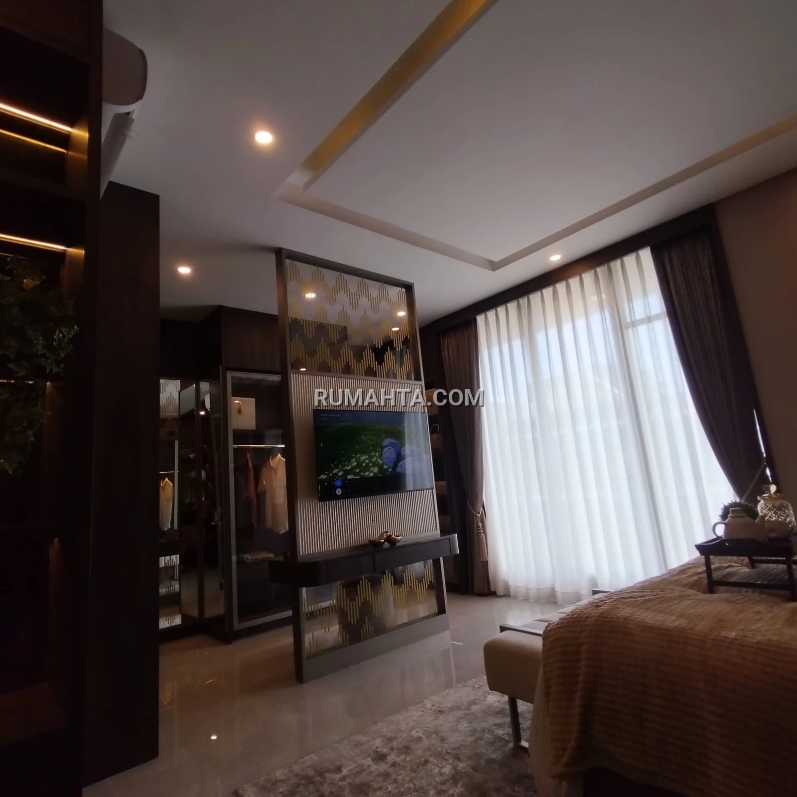 Jual Rumah 3 Lantai Posisi Hook Lebar 12 Type Morizen Summarecon Makassar